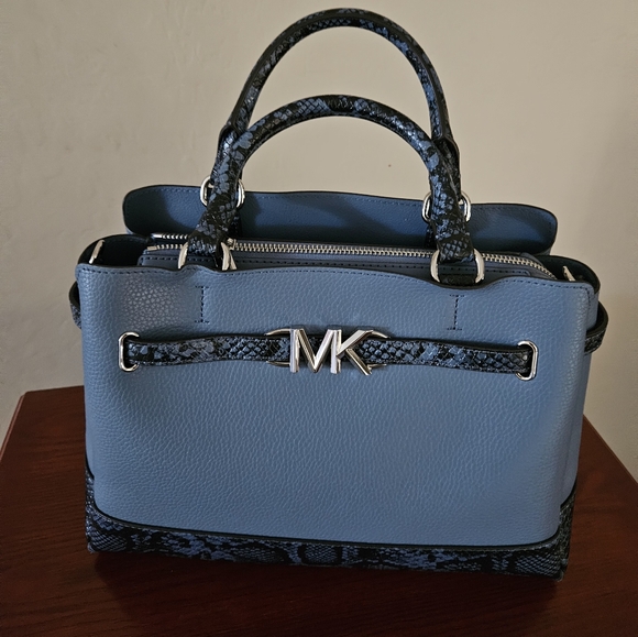 NWT ☆ Michael KORS Satchel Handbag, Brand New! - Picture 1 of 4